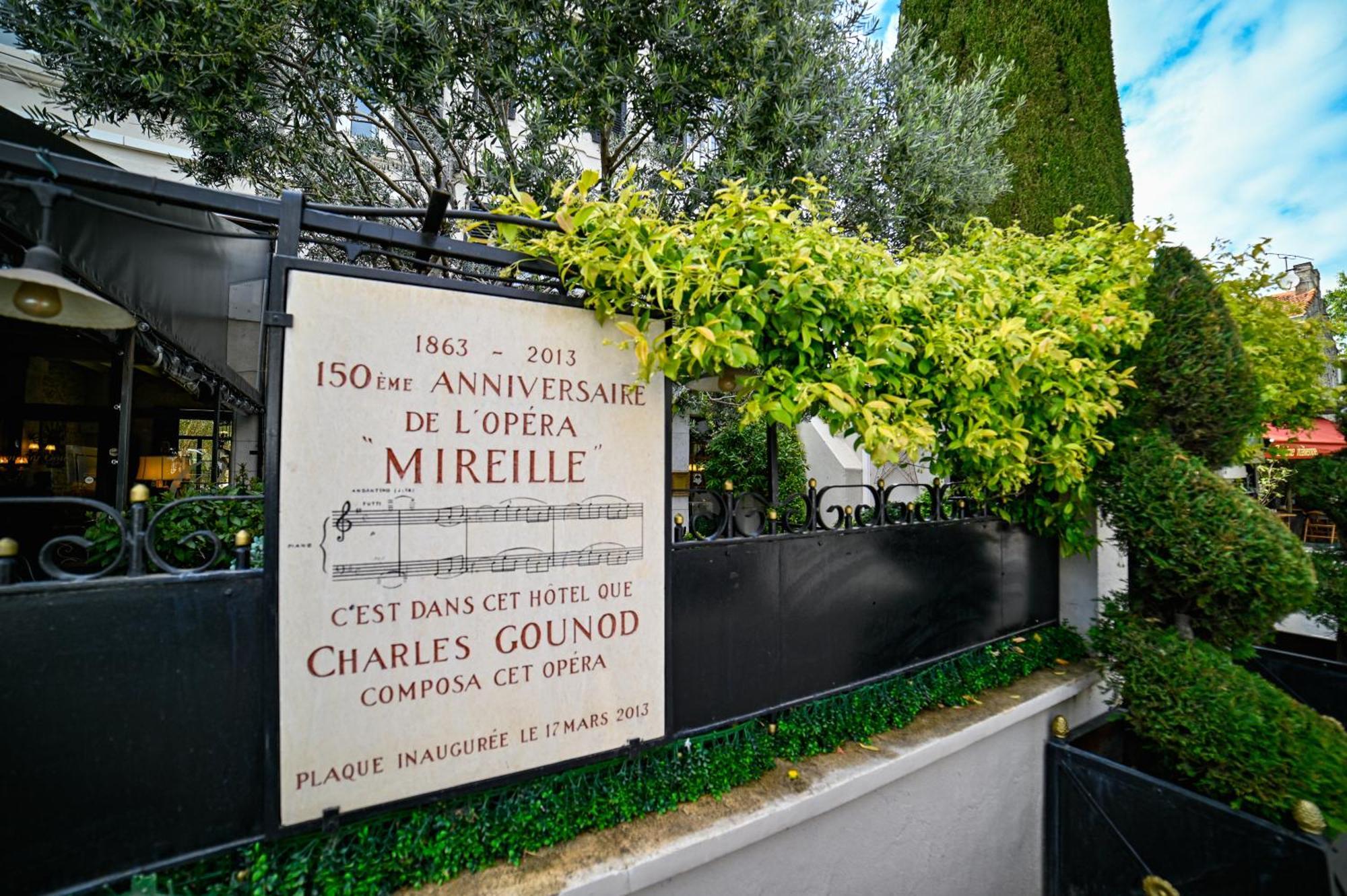 Hotel Gounod Saint-Remy-de-Provence Exterior photo